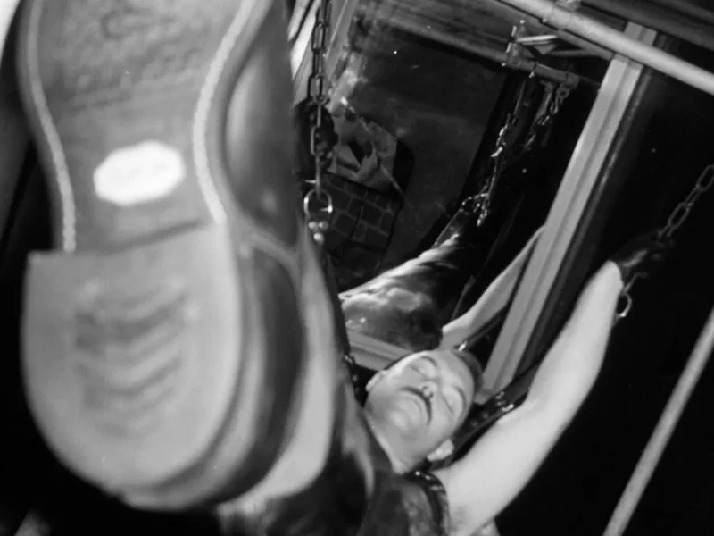 Al Fartukh – B&W Test