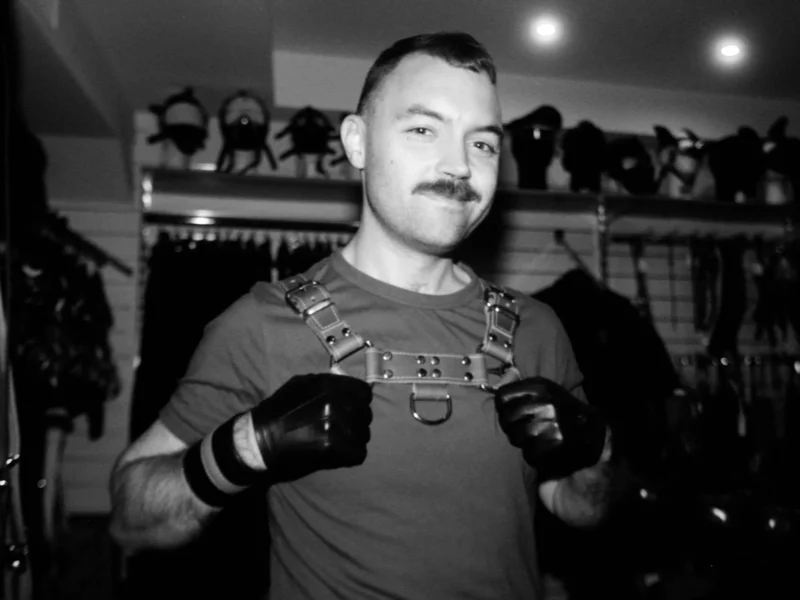 Al Fartukh – B&W Test